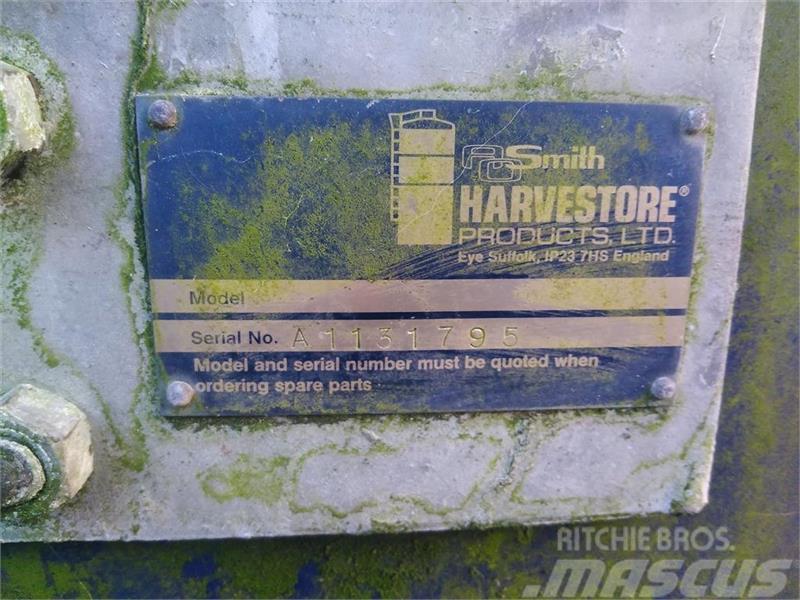 Harvestore 2 stk , ca. 2500 tdr. Silo equipment