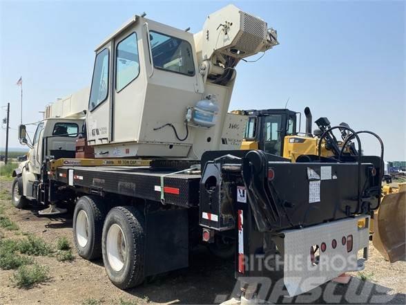 National 1400 Truck mounted cranes