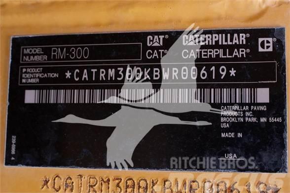 CAT RM-300 Asphalt recycling