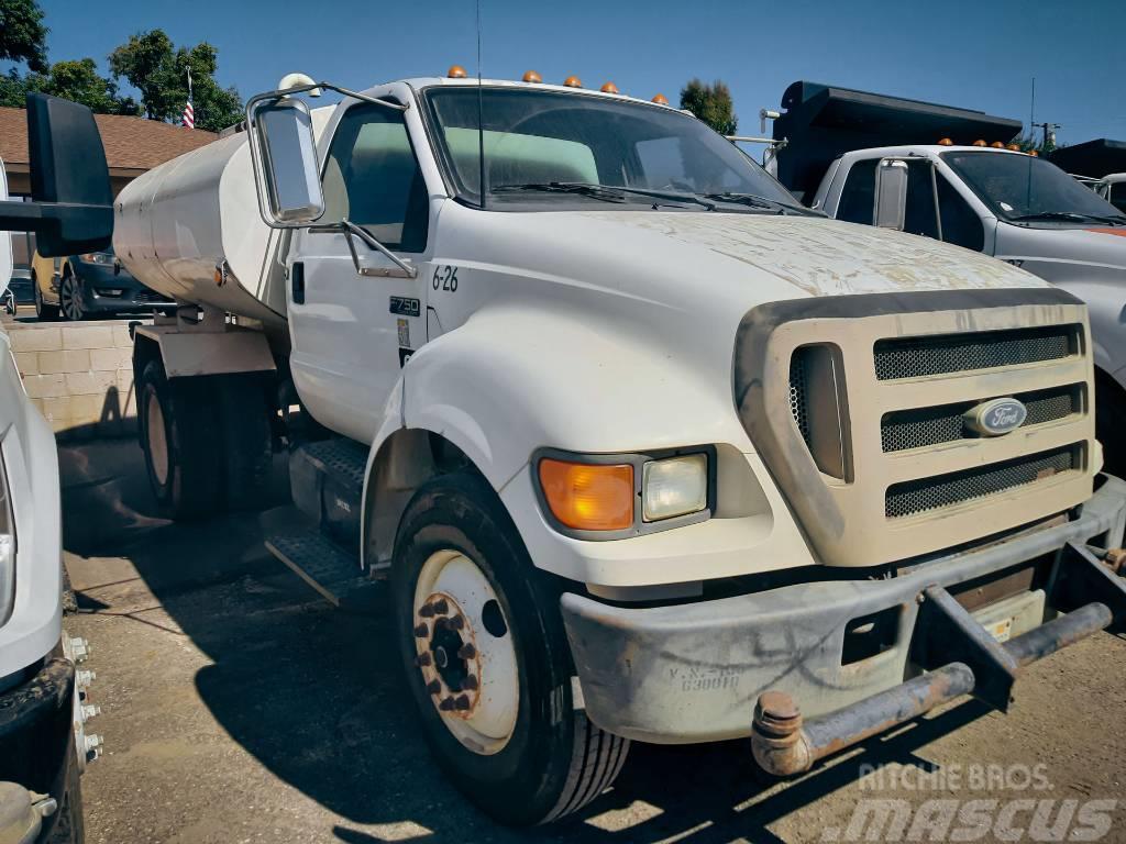 Ford F 750 XL SD Water bowser