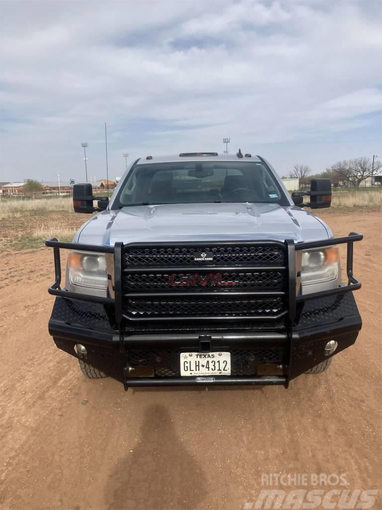 GMC 3500 HD-SLE-4X4-HIGHWAY MILES-ONE OWNER Other trucks