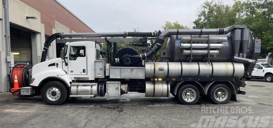 Vactor 2100i Commercial vehicle