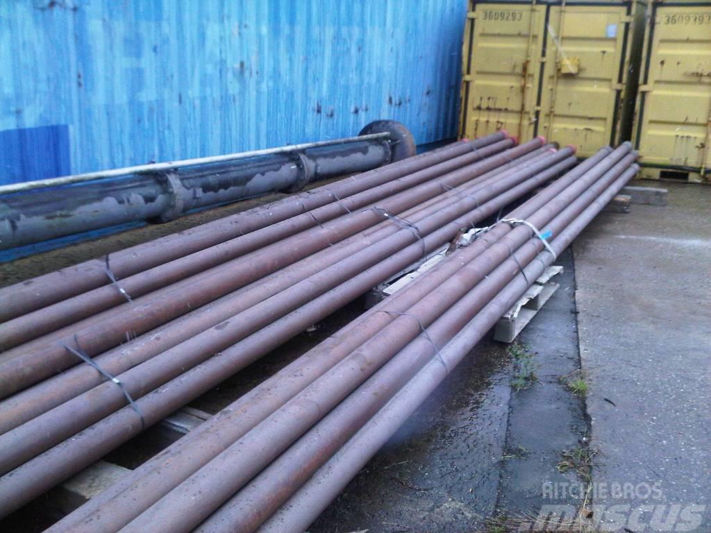  Drill pipes 32' X 4" Oil and gas drilling equipment