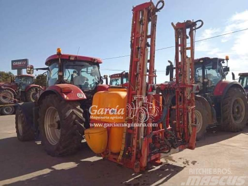  HERPA EQUIPO HERVICIDA ATILA 2000 LITROS Farm machinery