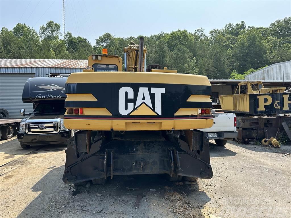 CAT M320 Wheeled excavators