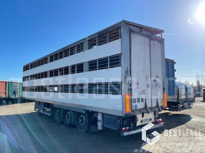 Samro ST39WG Livestock transport