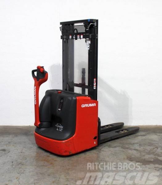 Linde L 12 i 1172-01 Self propelled stackers