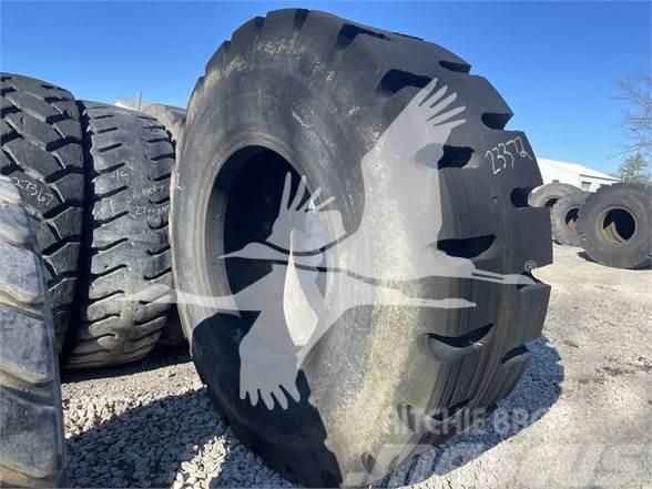 Firestone 37.5X51 Tyres, wheels and rims