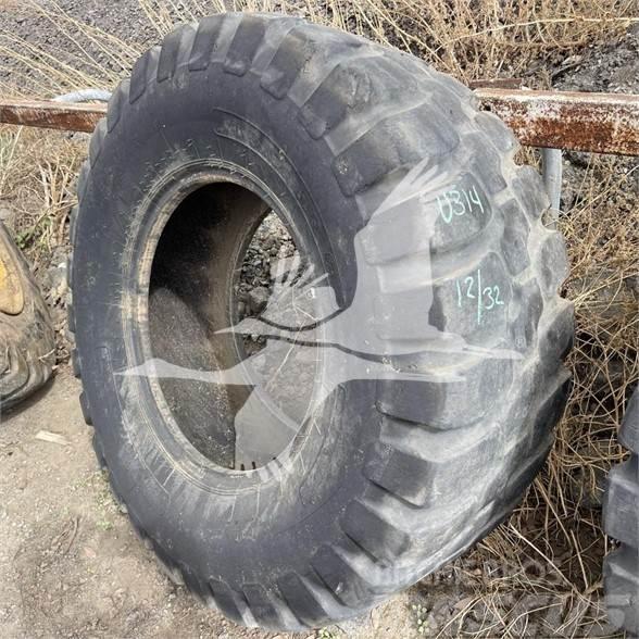 Goodyear 19.5L-24 Tyres, wheels and rims