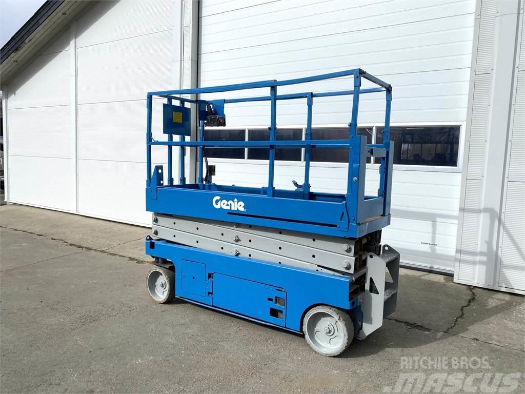 Genie GS2032 Other lifts and platforms