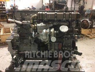 Detroit DD13 Engines