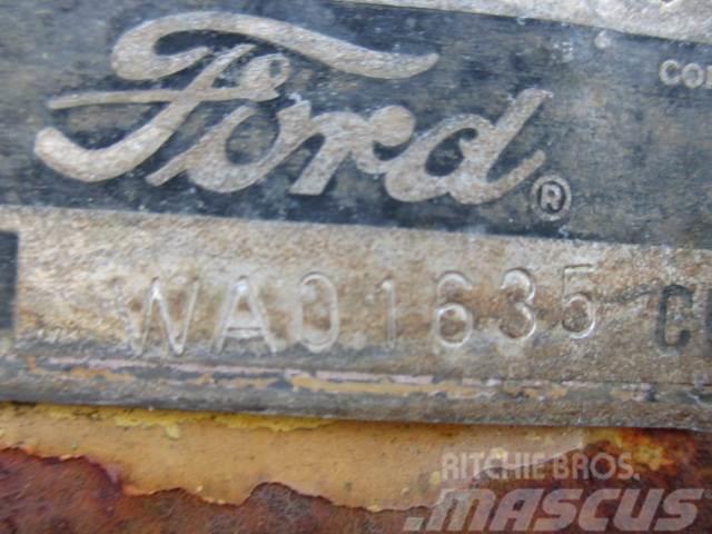 Ford 4550 4x2 rendegraver til ophug Backhoe