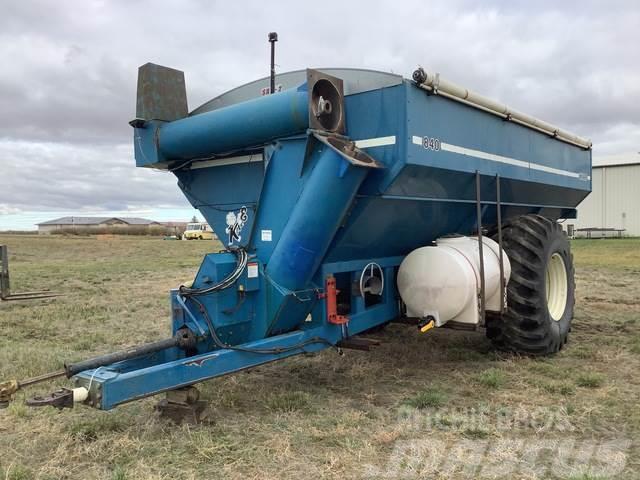 Kinze AW Grain / Silage Trailers