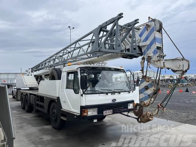 Zoomlion QY25H Track mounted cranes