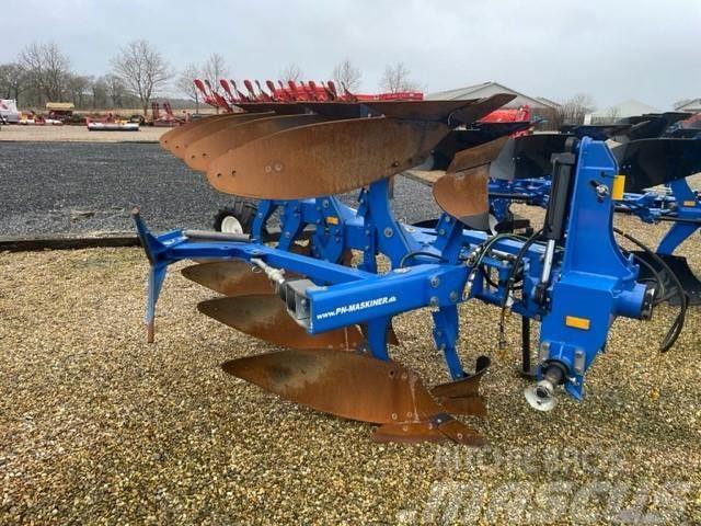 New Holland PMS4 Reversible ploughs