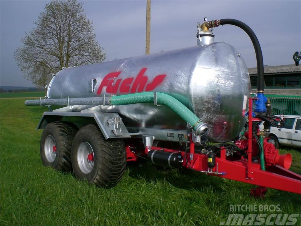 Fuchs Gülle Vakuumfass VKT 10 mit 10600 Liter Slurry tankers