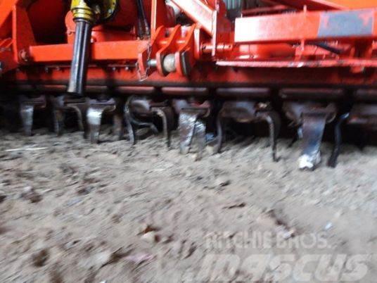 Kuhn HR4004D Power harrows and rototillers