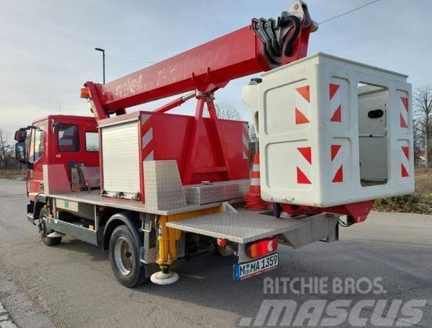 Palfinger P 210 BK / IVECO ML80E18/FP Truck mounted platforms