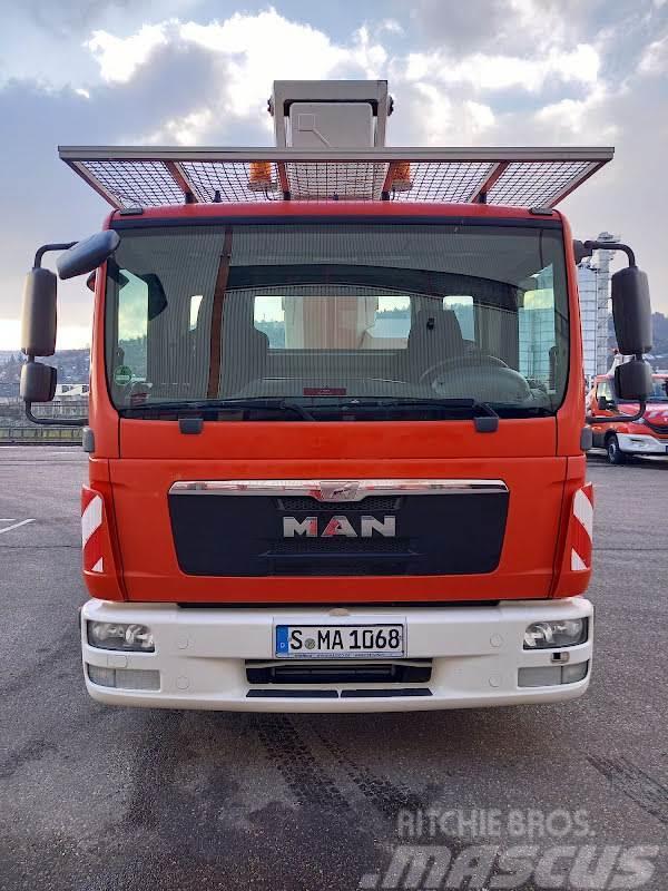 Ruthmann T 330 / MAN TGL 7.150 4X2 BB Truck mounted platforms