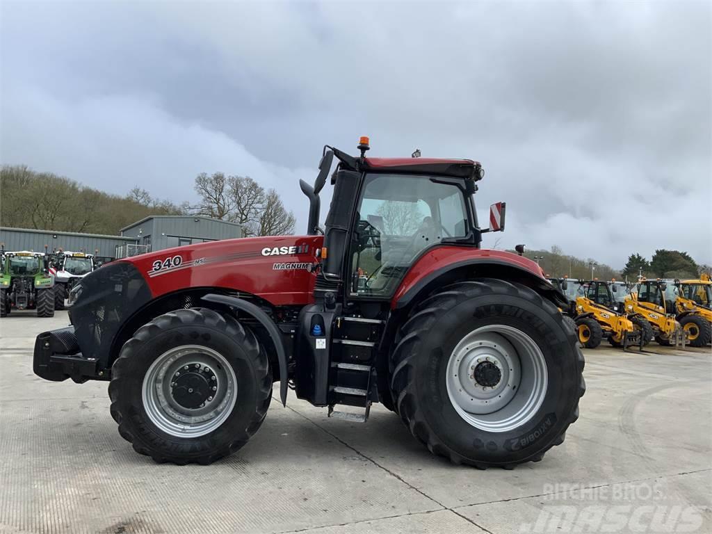 Case IH 340 Magnum AFS Connect Tractor (ST18622) Farm machinery