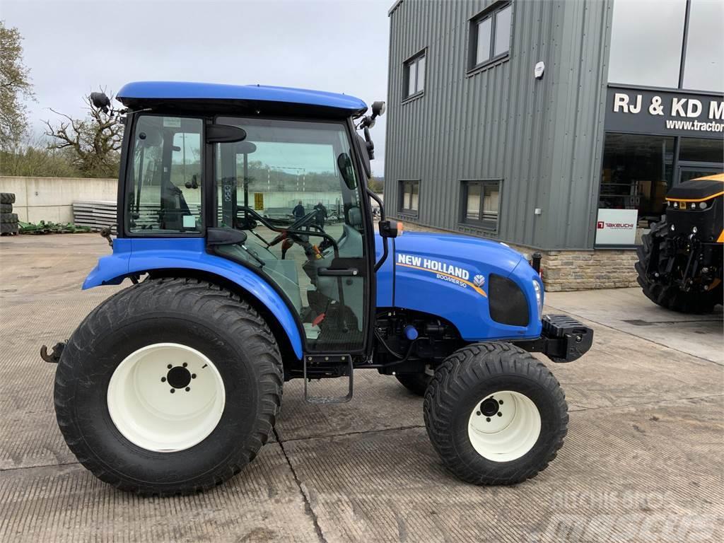 New Holland Boomer 50 Tractor (ST19205) Farm machinery