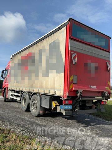 Iveco AS26SYS46 6X2 E6 HINTEN GELENKTE ACHSE Curtain sider trucks