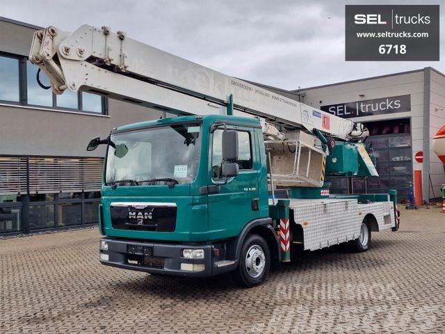 MAN TGL 8.180 4x2 BB / Dachdeckerkran / Klaas Truck mounted cranes