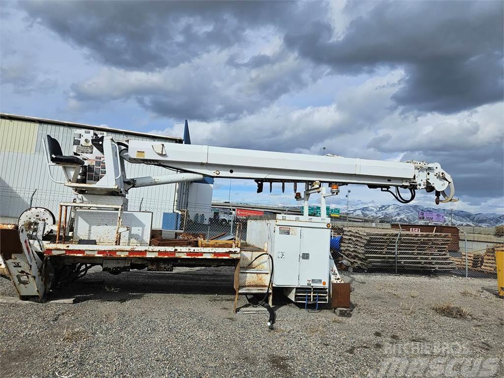 Altec D3060TR Truck mounted drill rig