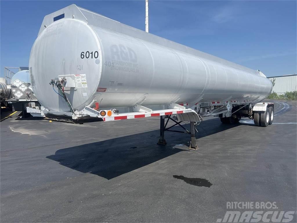 Brenner MC-406 9300 GALLONS 4 COMP AIR RIDE Tanker trailers