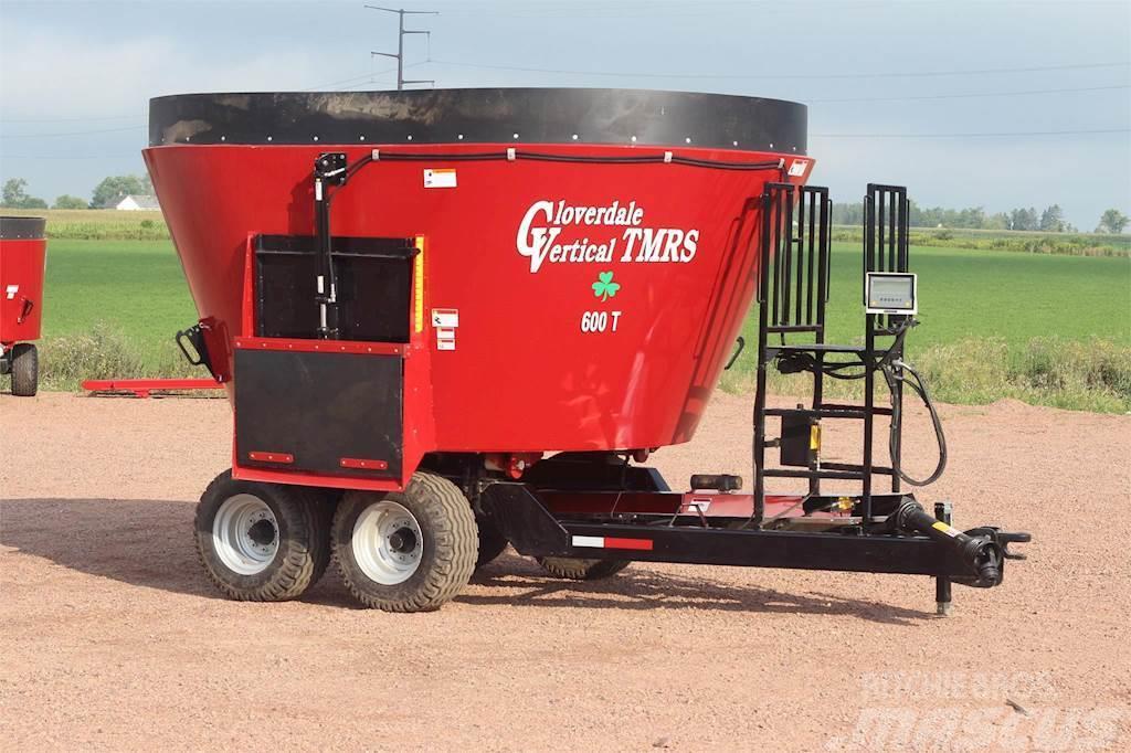 Cloverdale 600T Feed mixer