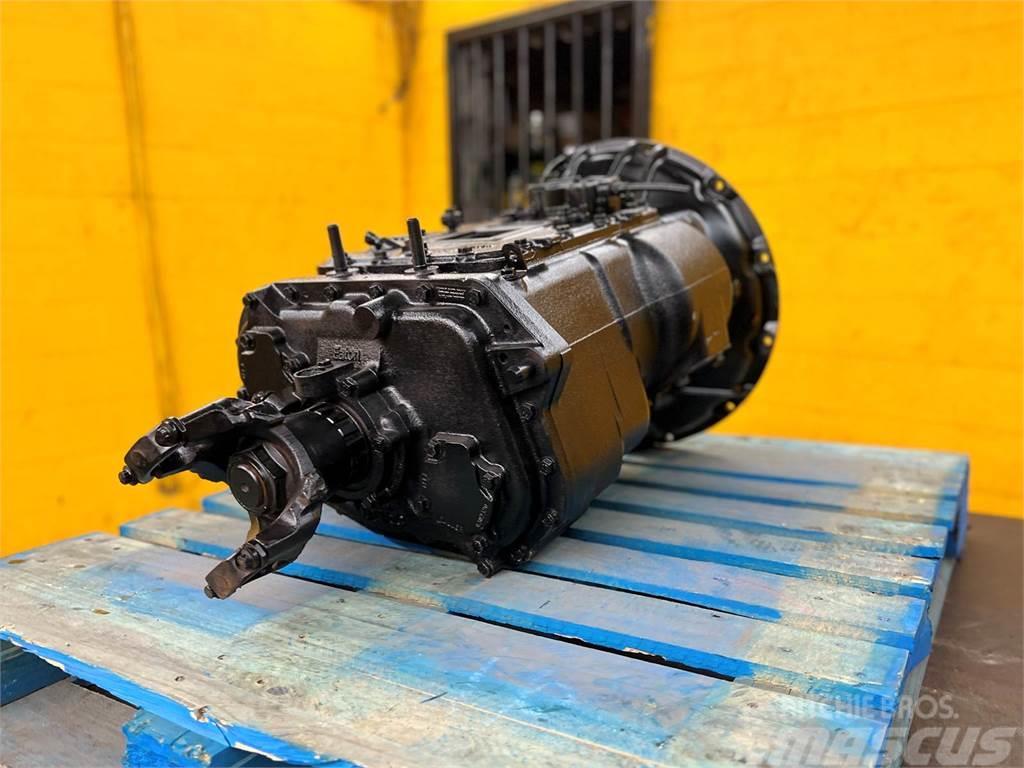  Eaton-Fuller FRO15210C Gearboxes