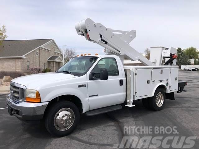 Ford F-450 Truck mounted platforms