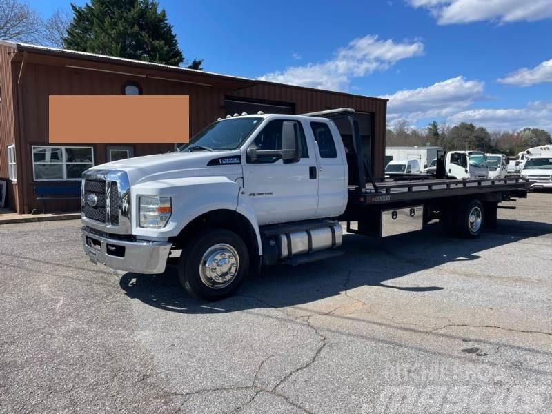Ford F-650 Transport vehicles