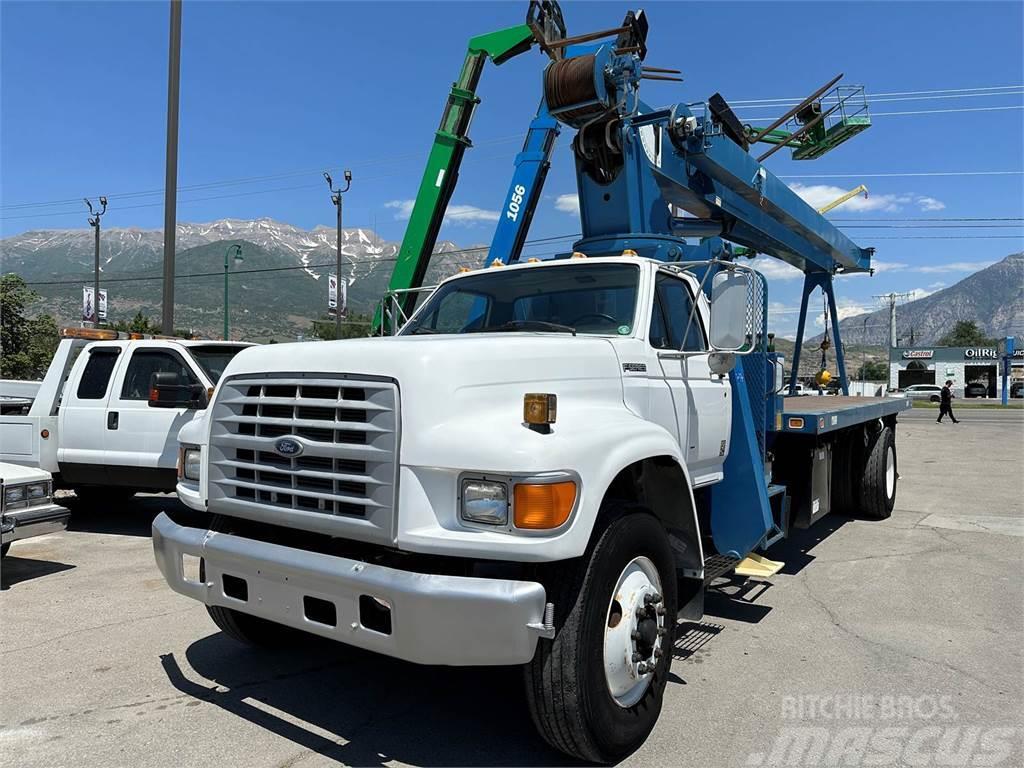 Ford F-800 Truck mounted cranes