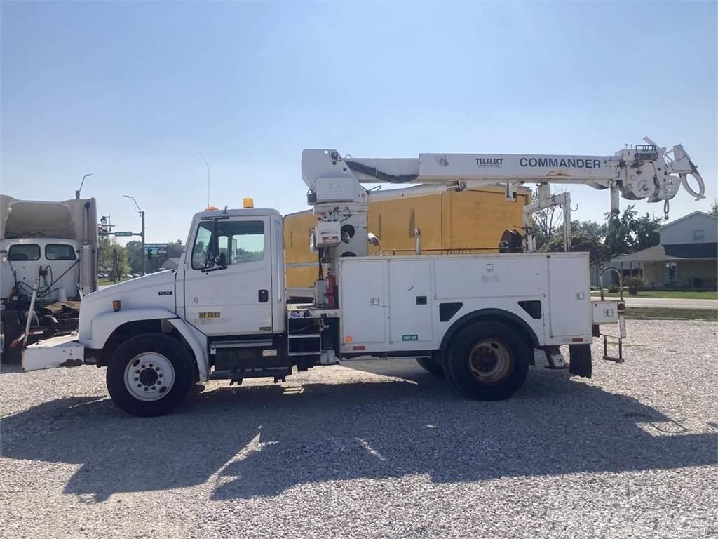 Freightliner FL70 Truck mounted drill rig