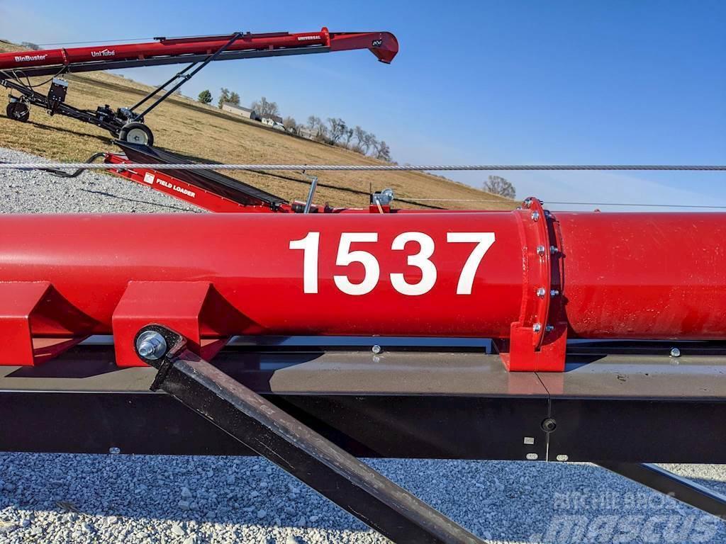 Universal 1537 SHORT FIELD LOADER TD Conveyor equipment