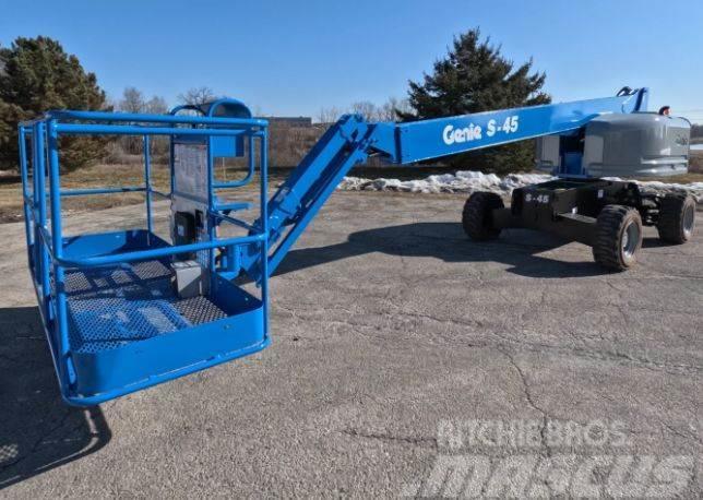 Genie S45 Used Personnel lifts and access elevators