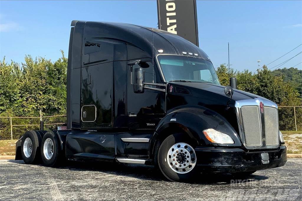 Kenworth Motor Truck Co. T680 Prime Movers