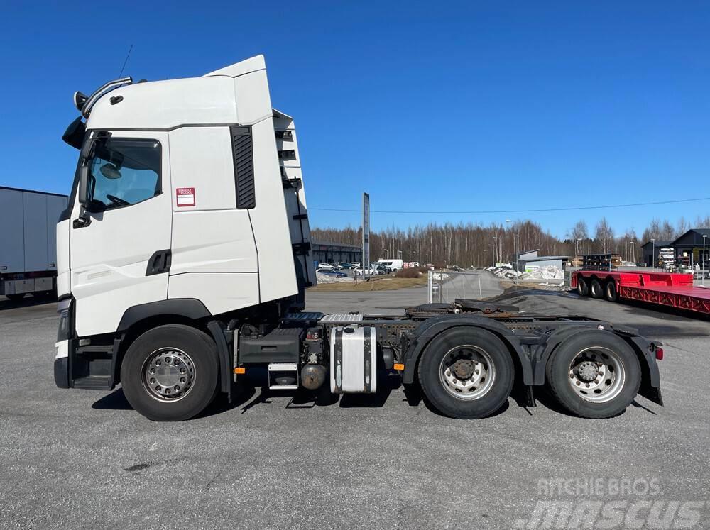 Renault 520 6x2 -15 Prime Movers