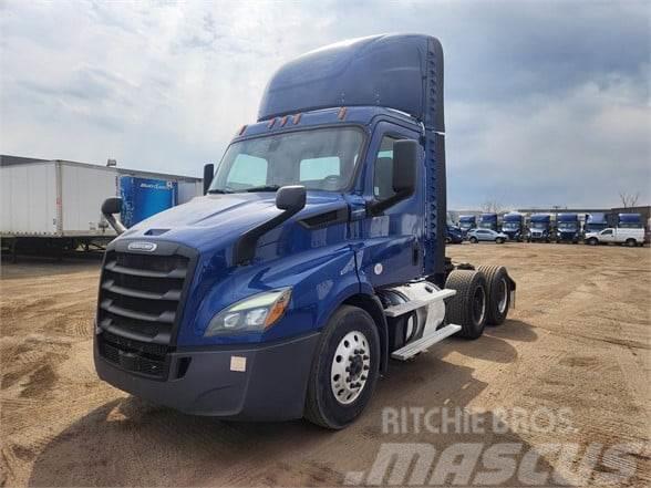Freightliner CASCADIA 116 Prime Movers