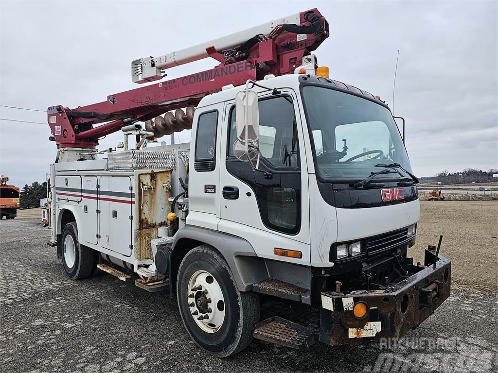 GMC T7500 Truck mounted drill rig