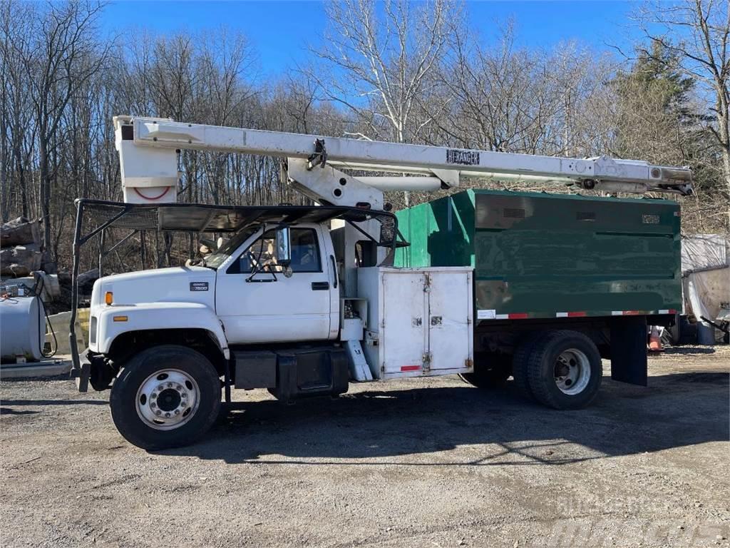 GMC C7500 Bucket/Chipper Truck Truck mounted cranes