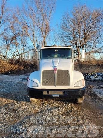 Kenworth T270 Commercial vehicle