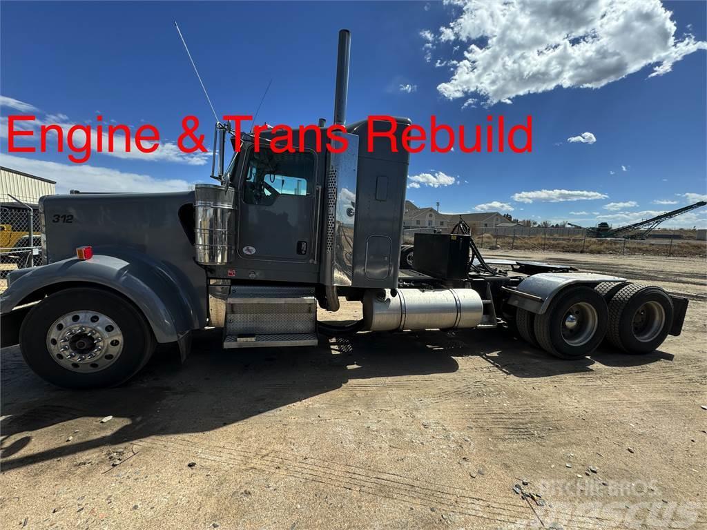 Kenworth w900l Prime Movers