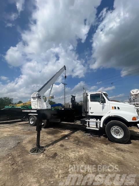 National 14110 Truck mounted cranes