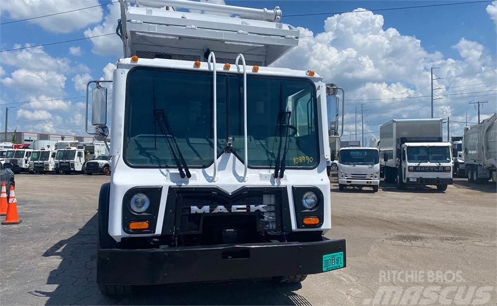Mack MRU613 Waste trucks