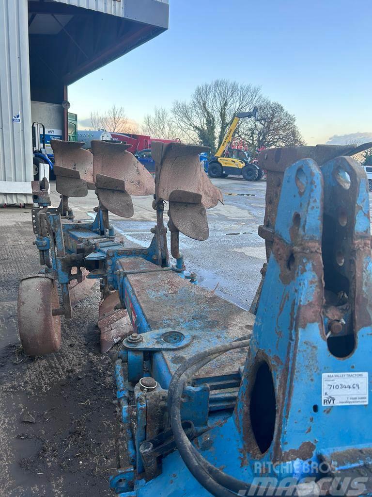 Ransomes TSR300S 4 Furrow Ploughs