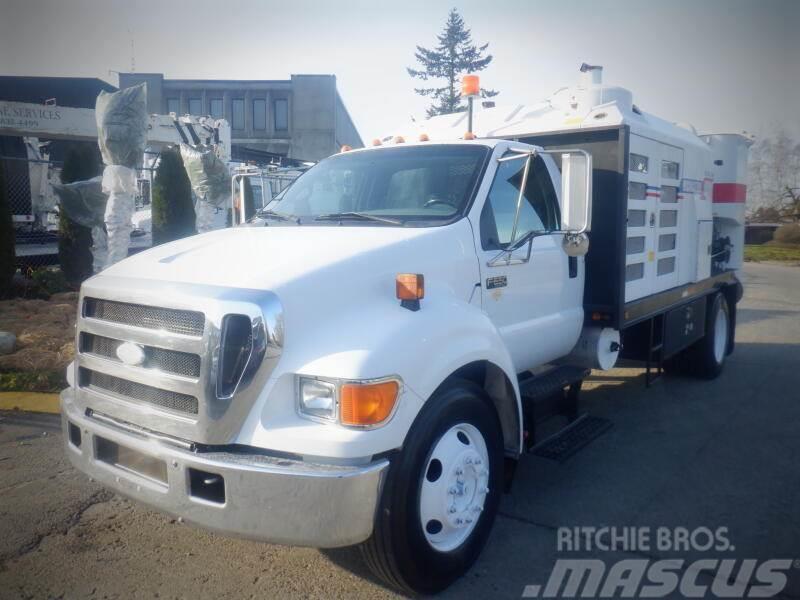 Ford F-650 Commercial vehicle