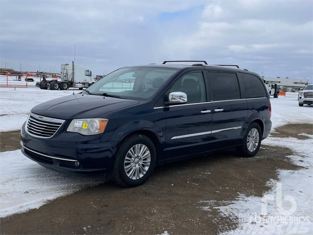 Chrysler TOWN AND COUNTR Panel vans