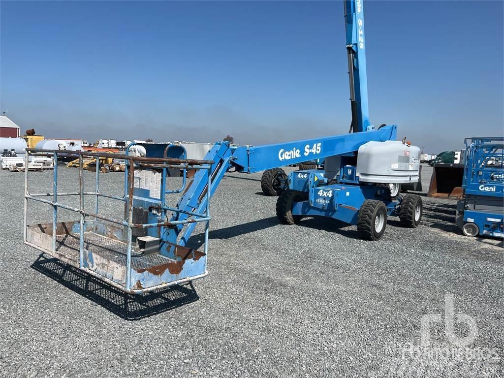 Genie S45 Articulated boom lifts